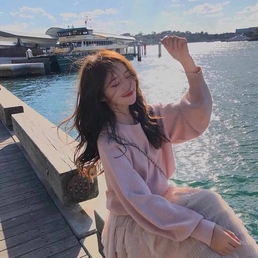 索女罗拉